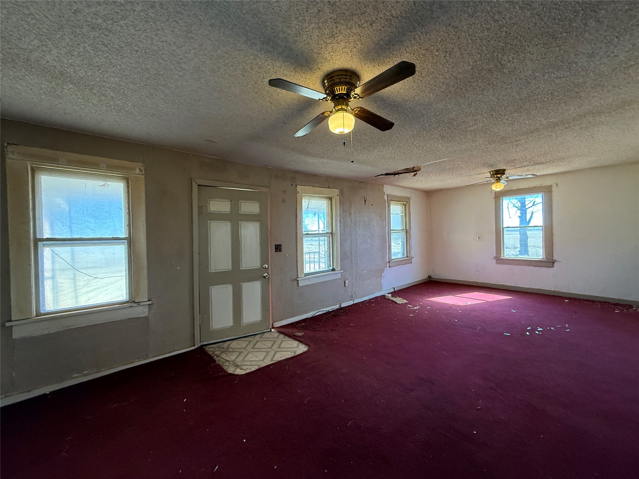 1112 County Road Y, Plainview, TX, 79072