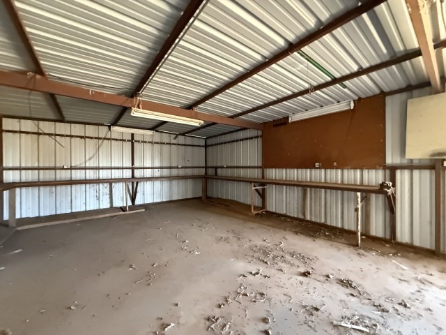 1112 County Road Y, Plainview, TX, 79072