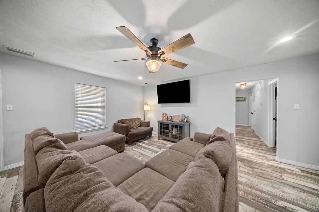 6110 Fm 660, Ennis, TX, 75119
