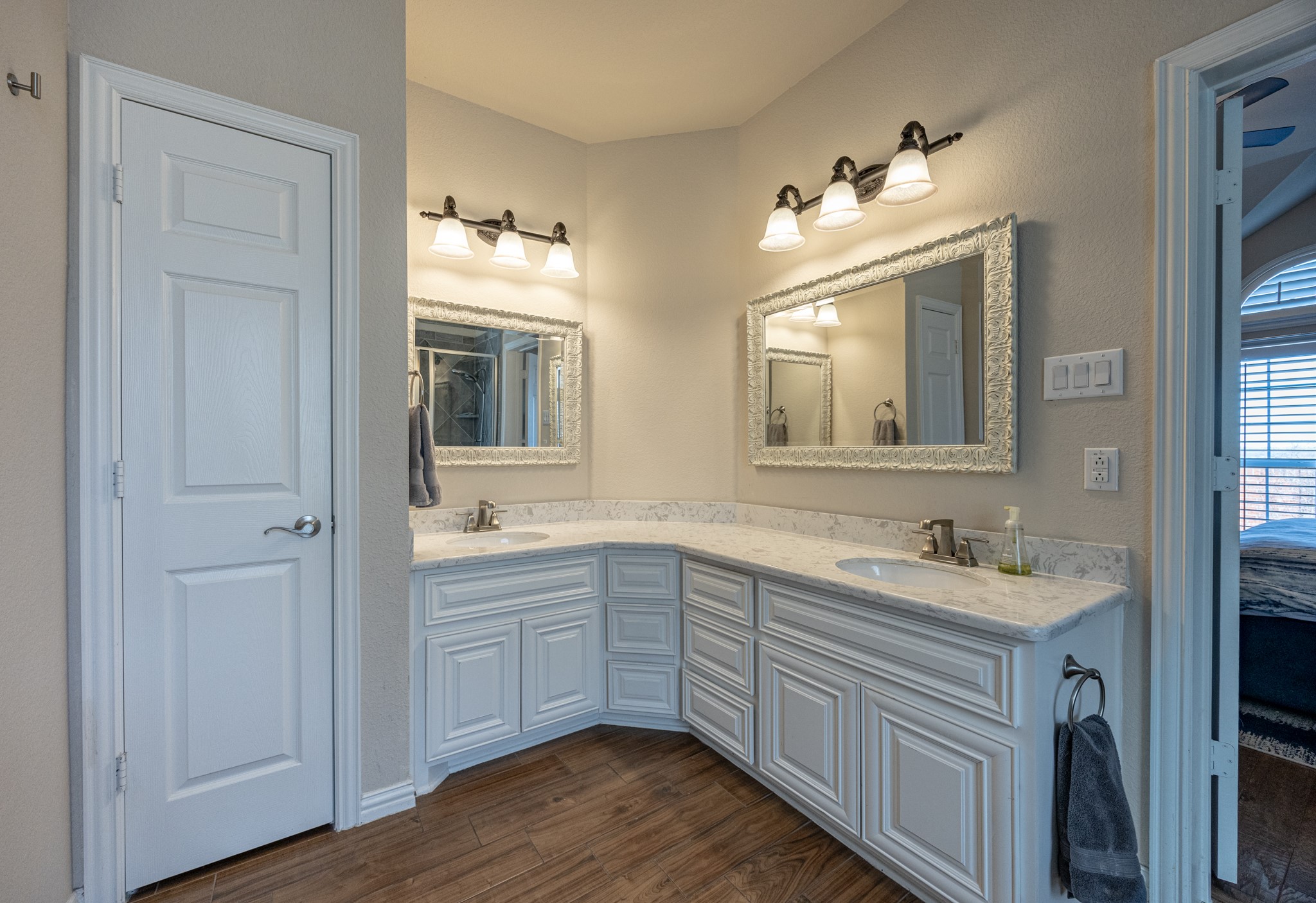 8520 Pinewood Drive, Fort Worth, TX, 76123