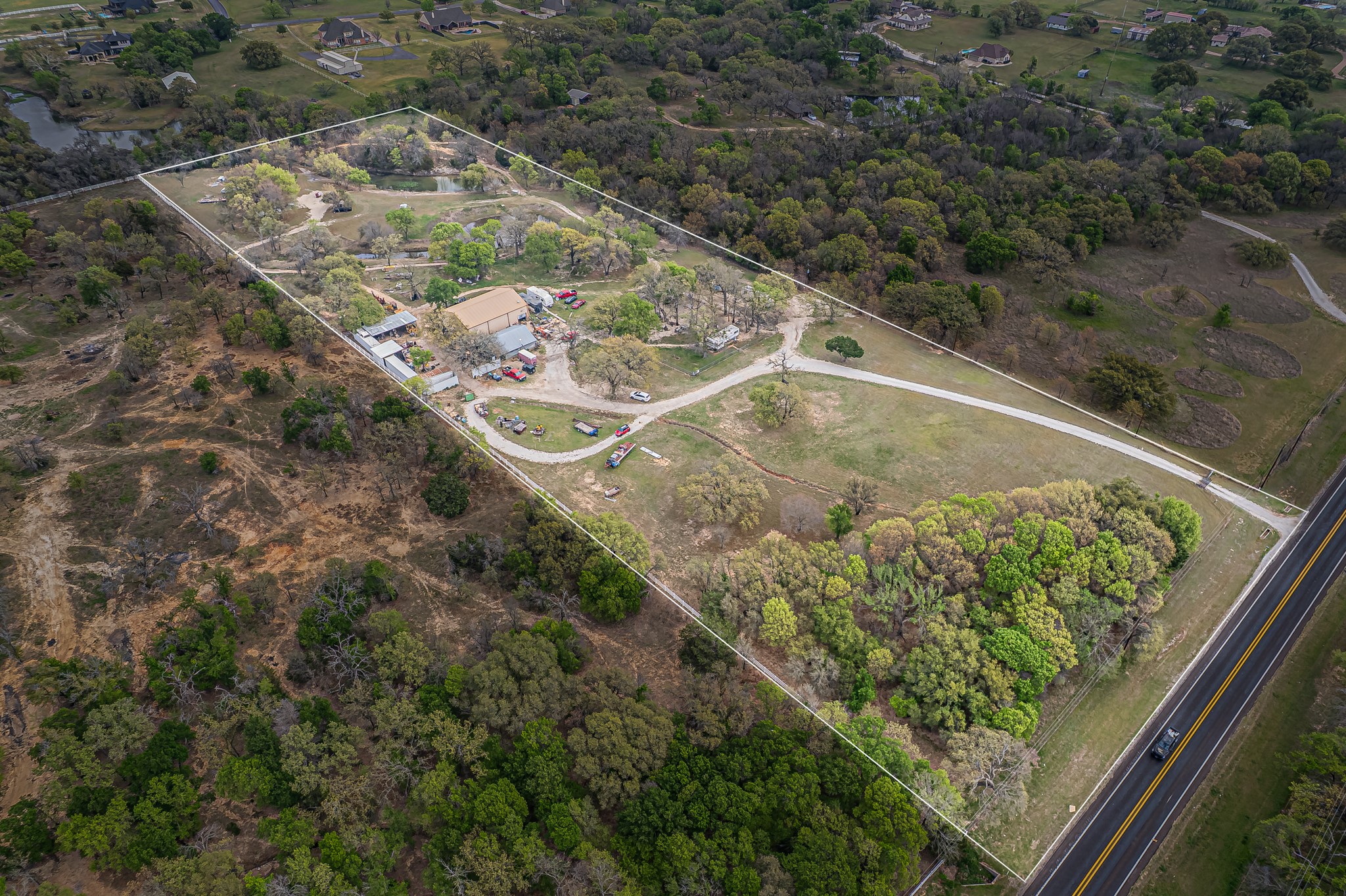 Property photo 03 of 10095 Fm 1886, Azle, TX 76020 | MLS #21212922