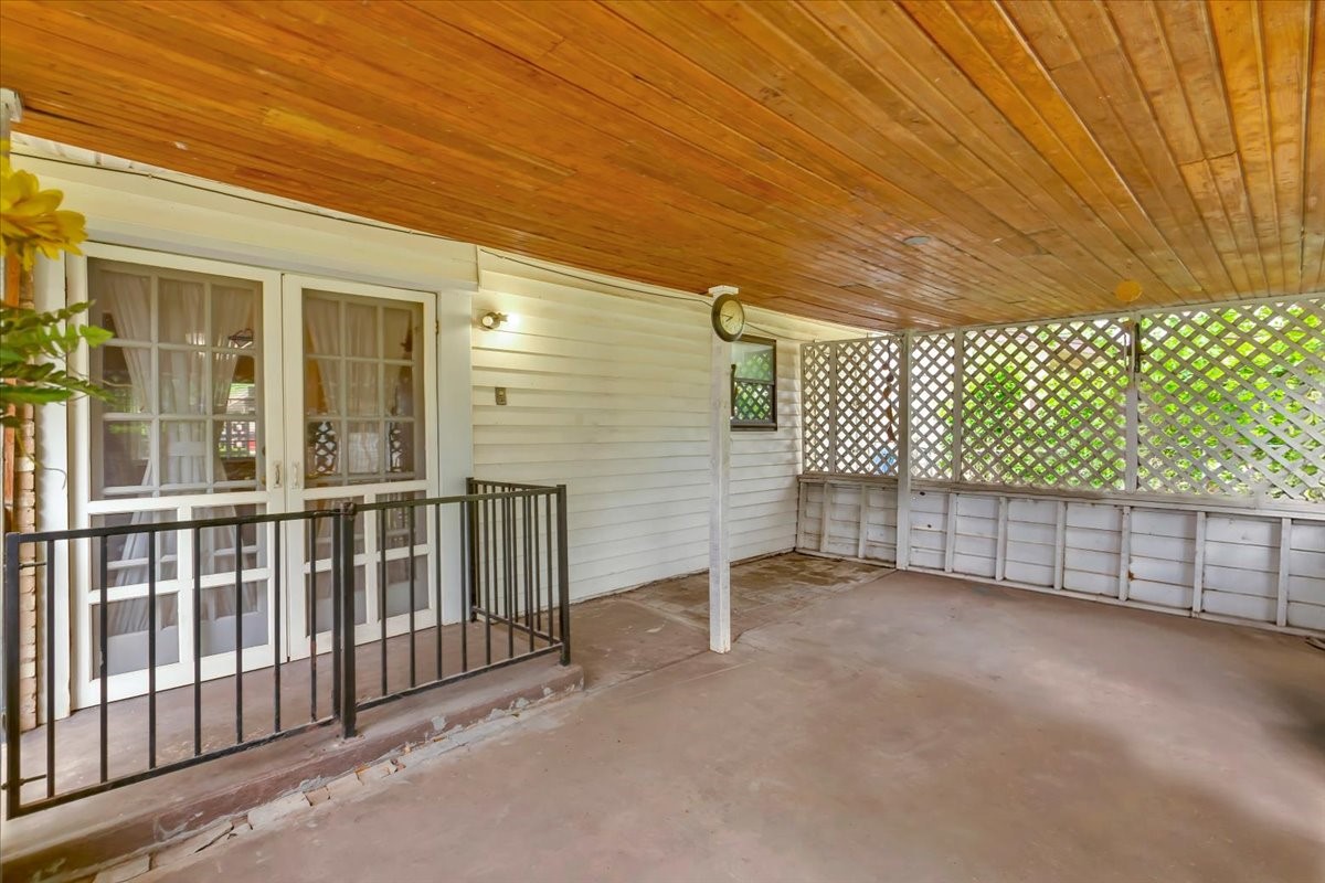 1845 Chevy Chase Drive, Carrollton, TX, 75006