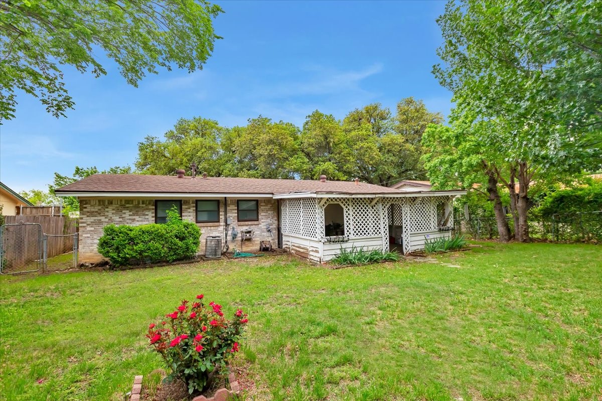 1845 Chevy Chase Drive, Carrollton, TX, 75006