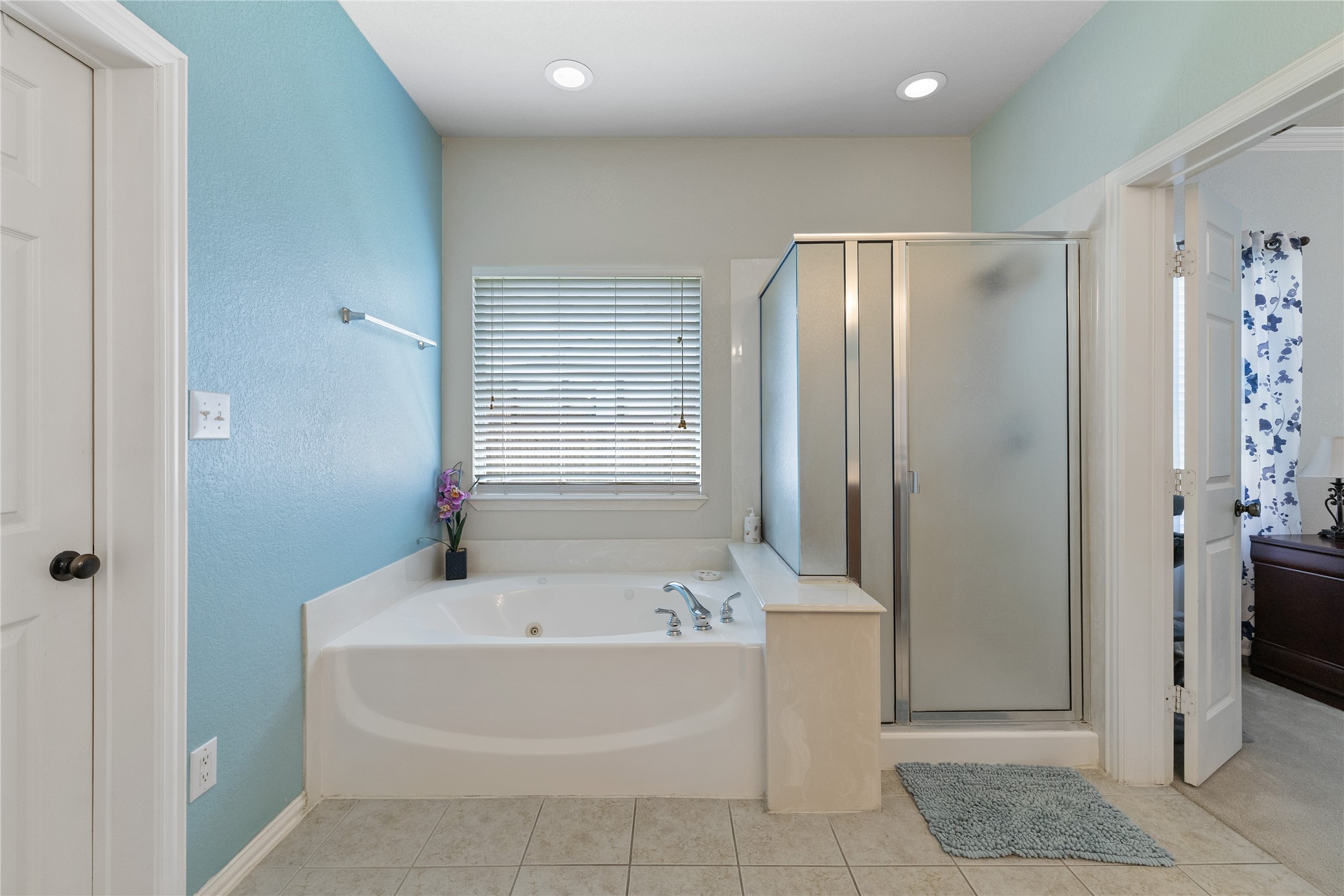 2904 Shoreline Drive, Burleson, TX, 76028