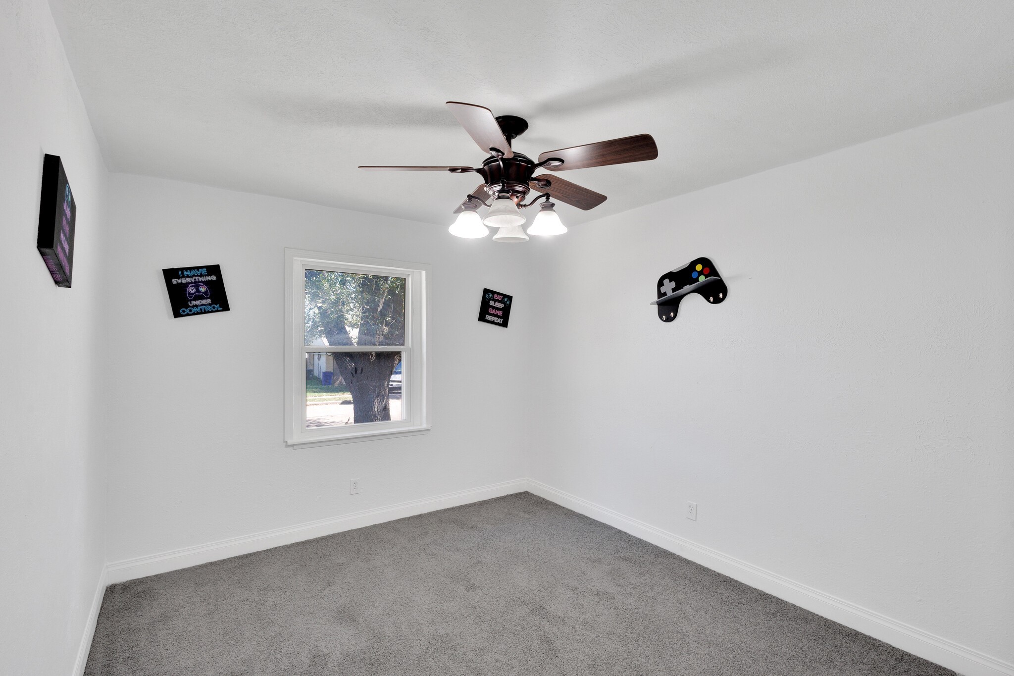 606 Hillcrest Street, Mansfield, TX, 76063