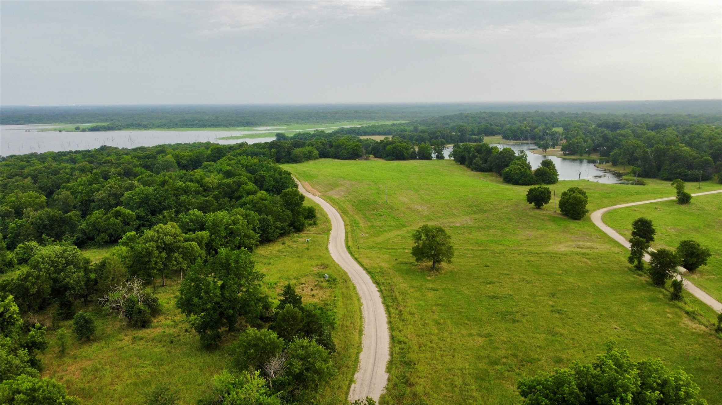 2085 S Oaks Lane, Lone Oak, TX, 75453