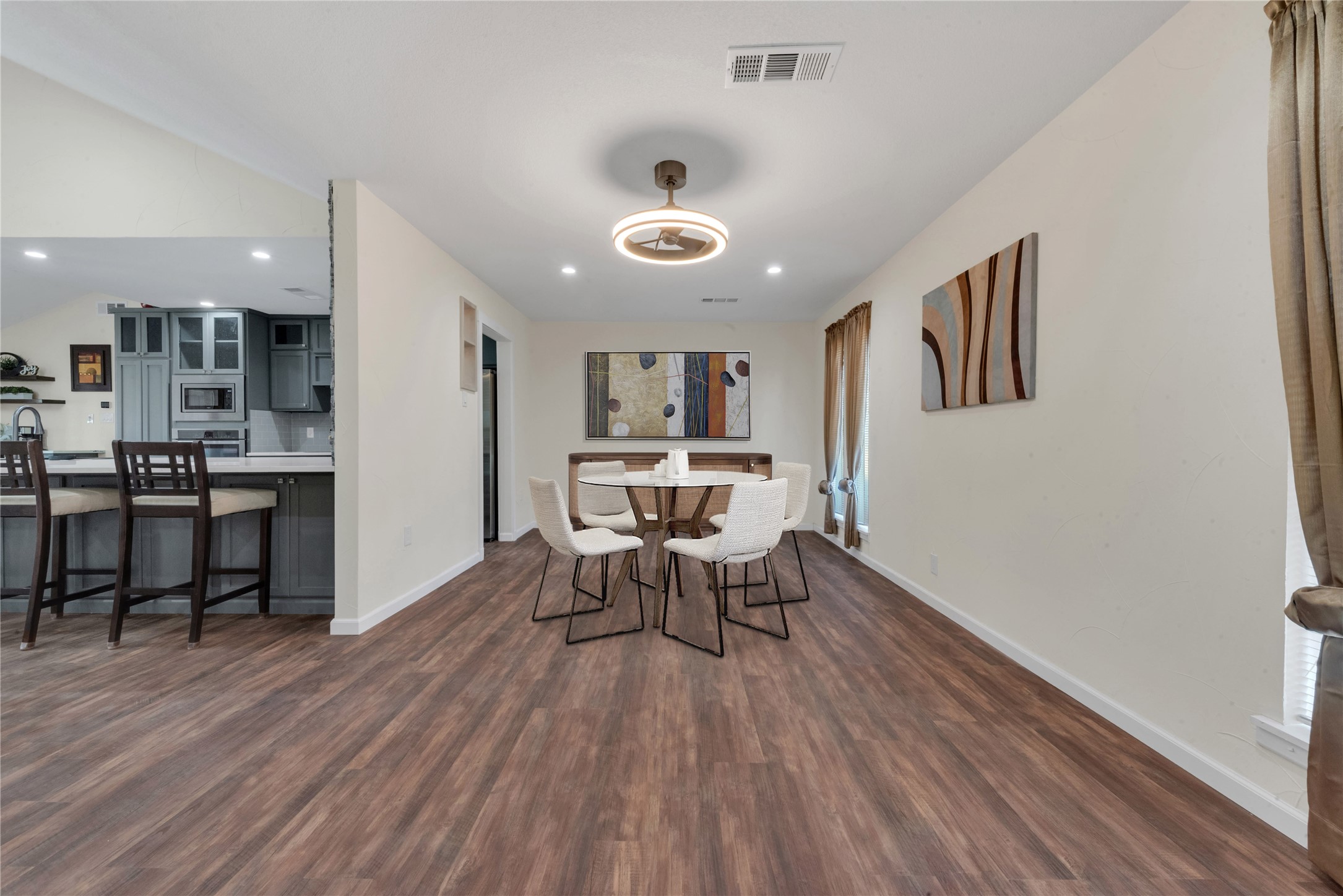 224 Plainview Drive, Hurst, TX, 76054