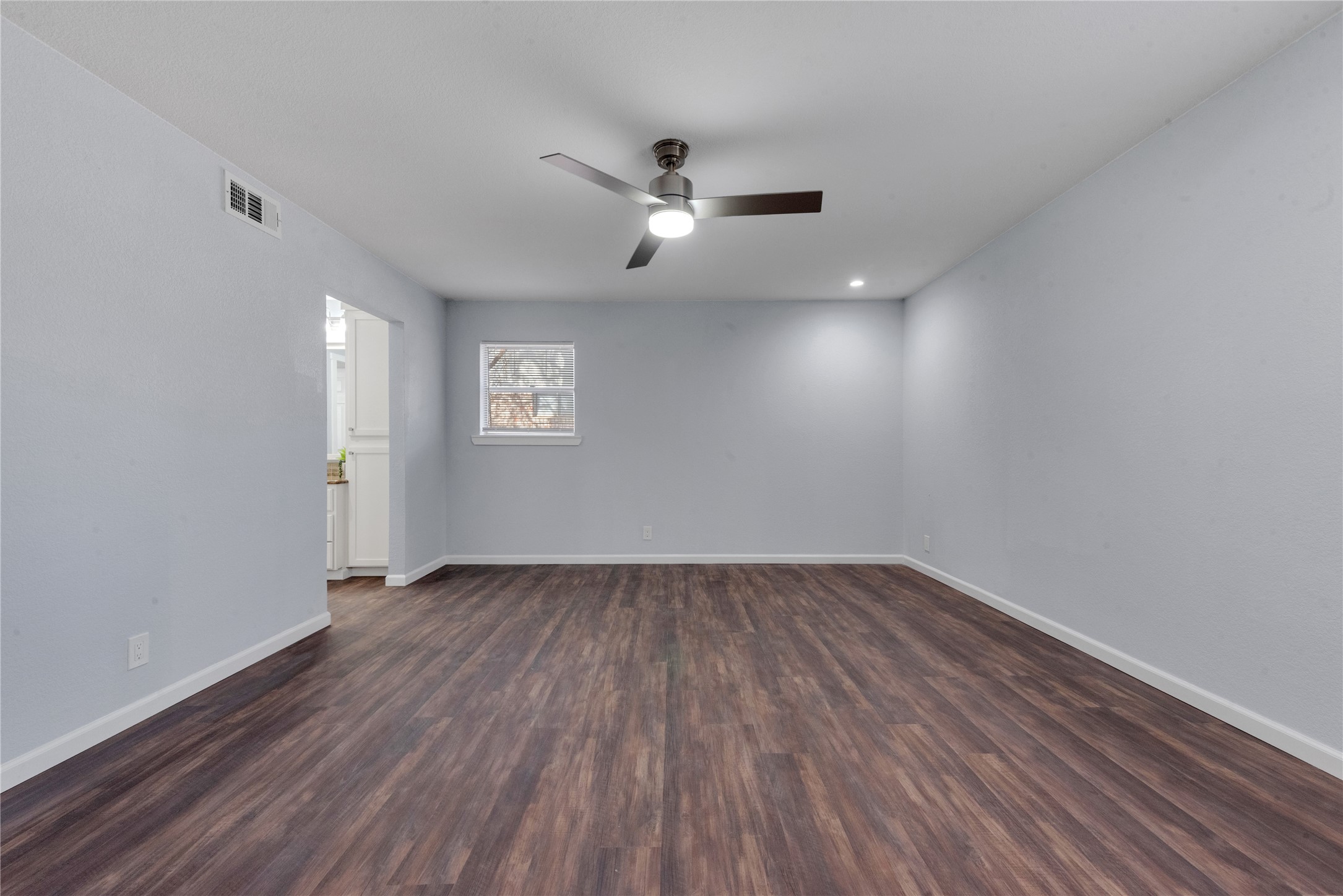 224 Plainview Drive, Hurst, TX, 76054