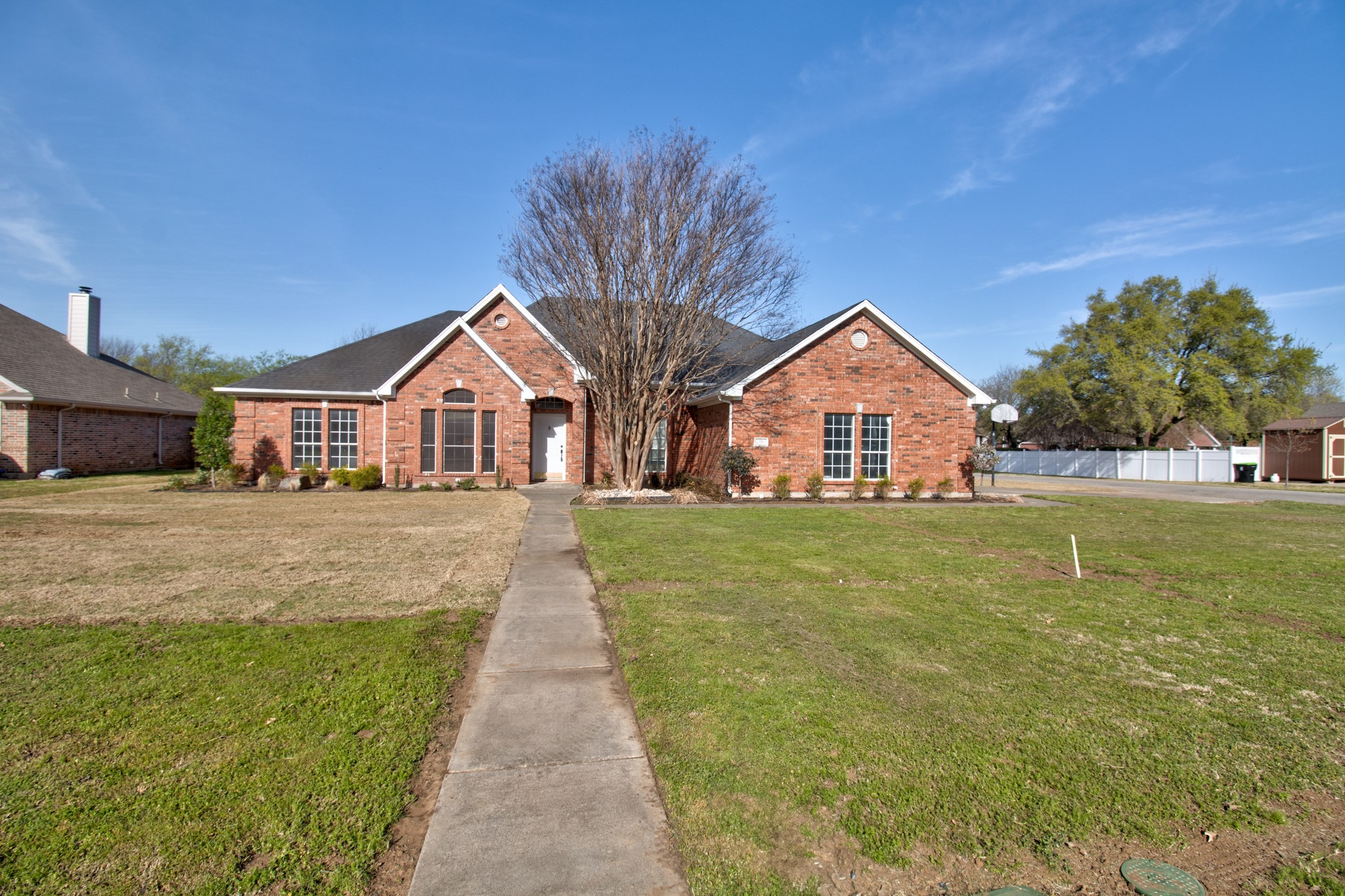 Property photo 01 of 1400 N Saint Charles Avenue Pilot, Point, TX 76258 | MLS #21214033