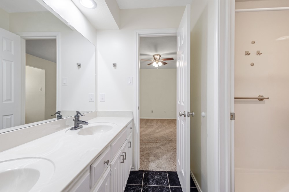 3917 Laurel Lane, Bedford, TX, 76021
