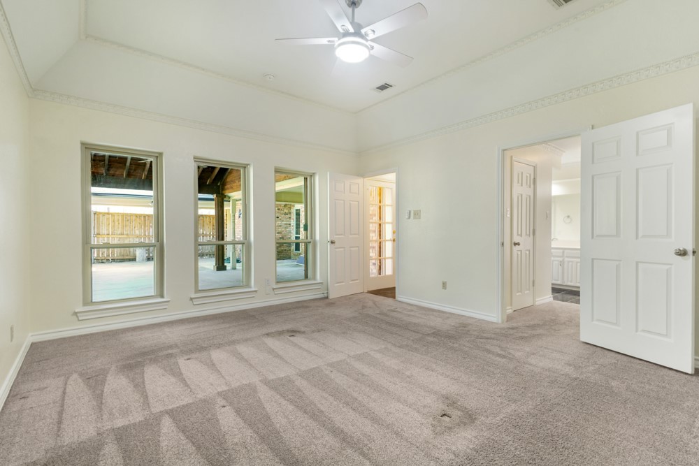 3917 Laurel Lane, Bedford, TX, 76021