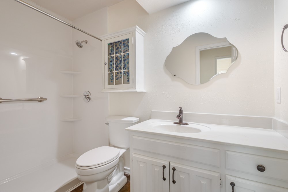 3917 Laurel Lane, Bedford, TX, 76021
