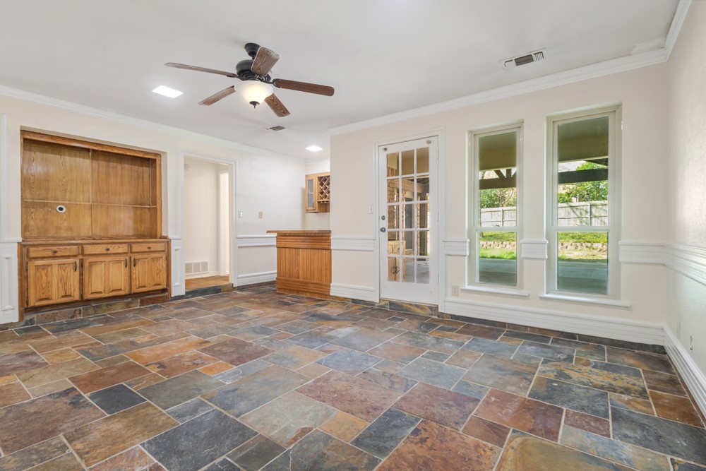 3917 Laurel Lane, Bedford, TX, 76021