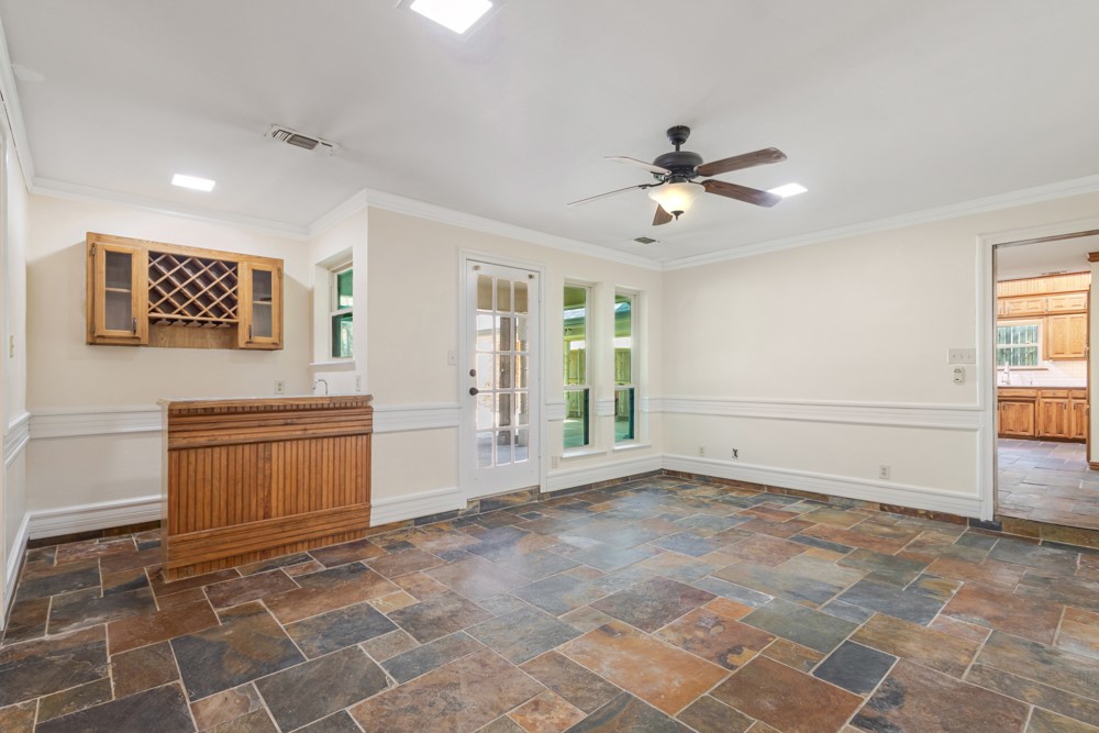 3917 Laurel Lane, Bedford, TX, 76021