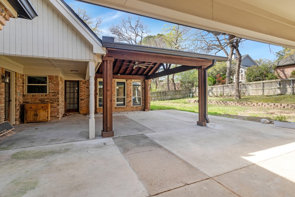3917 Laurel Lane, Bedford, TX, 76021