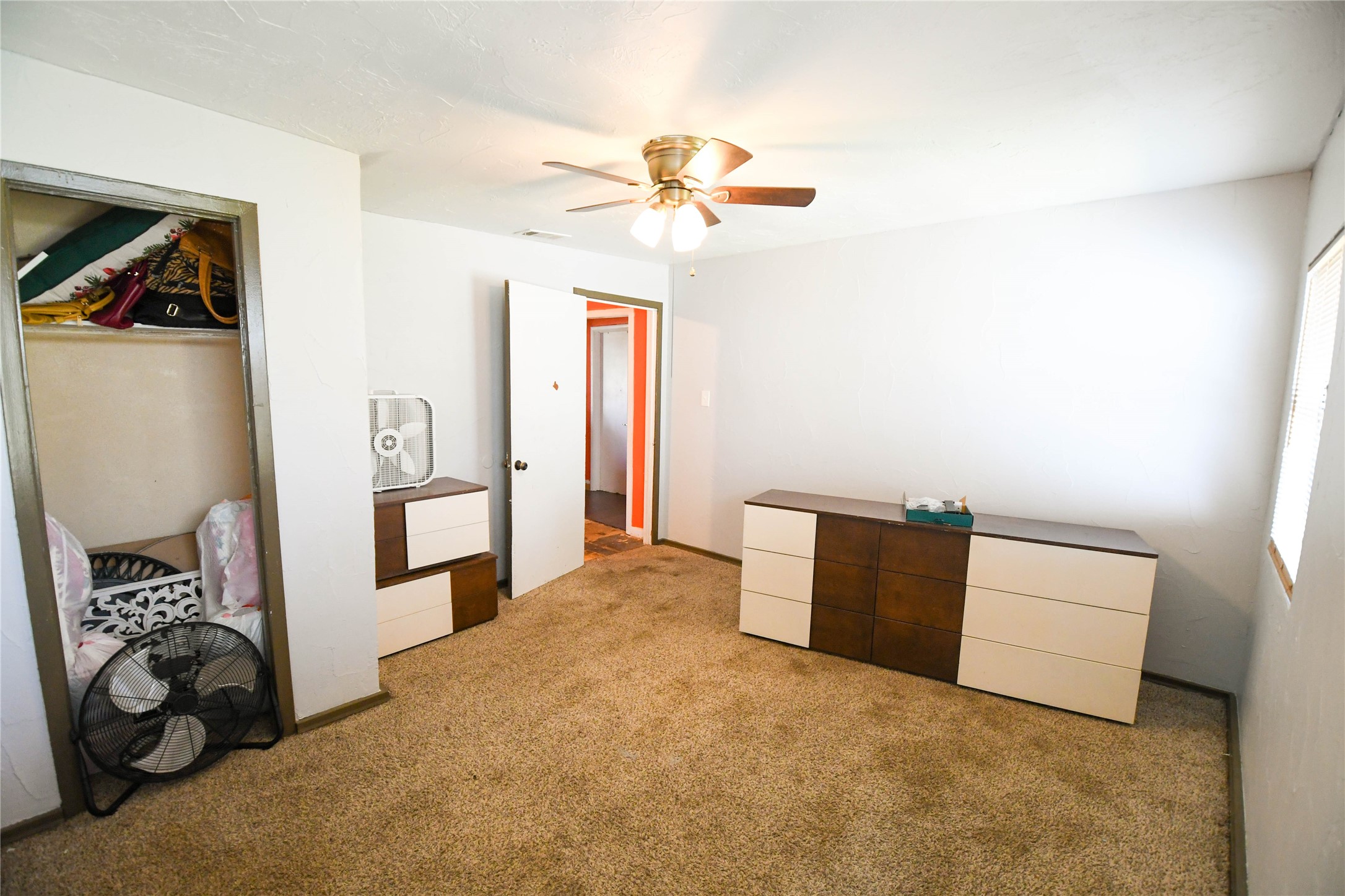 520 W Oak Street, Gunter, TX, 75058