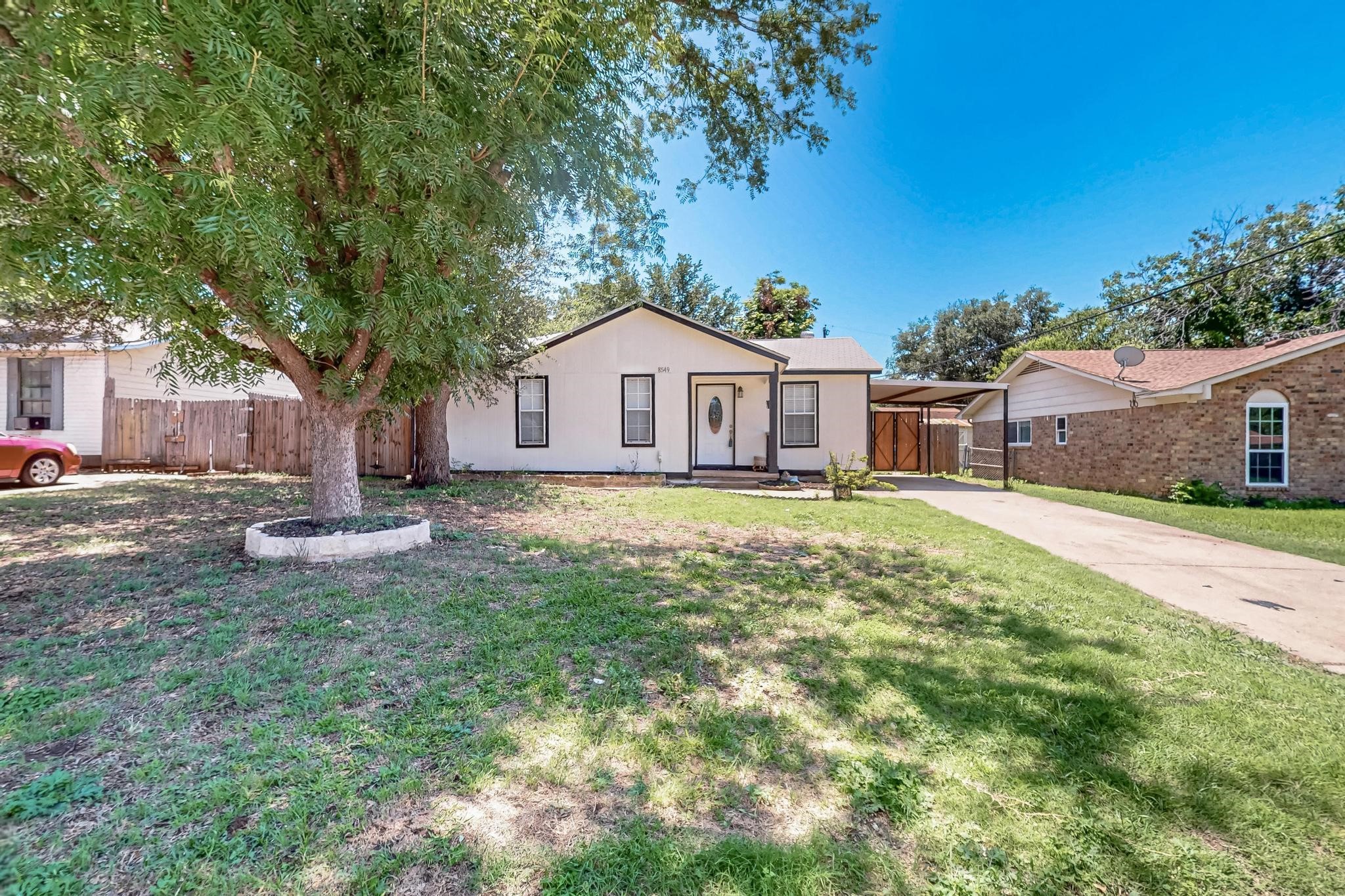 8549 Michael Street, White Settlement, TX, 76108