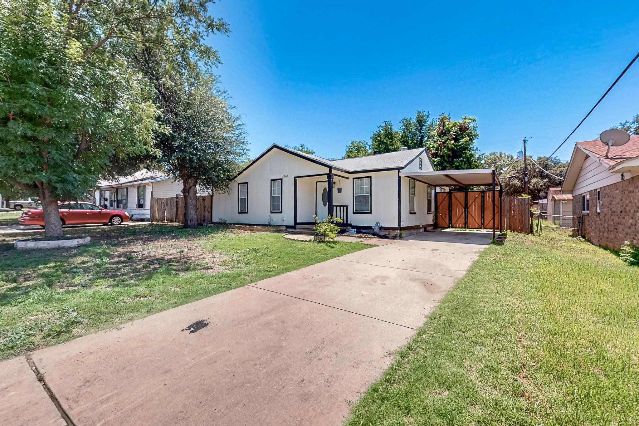 8549 Michael Street, White Settlement, TX, 76108