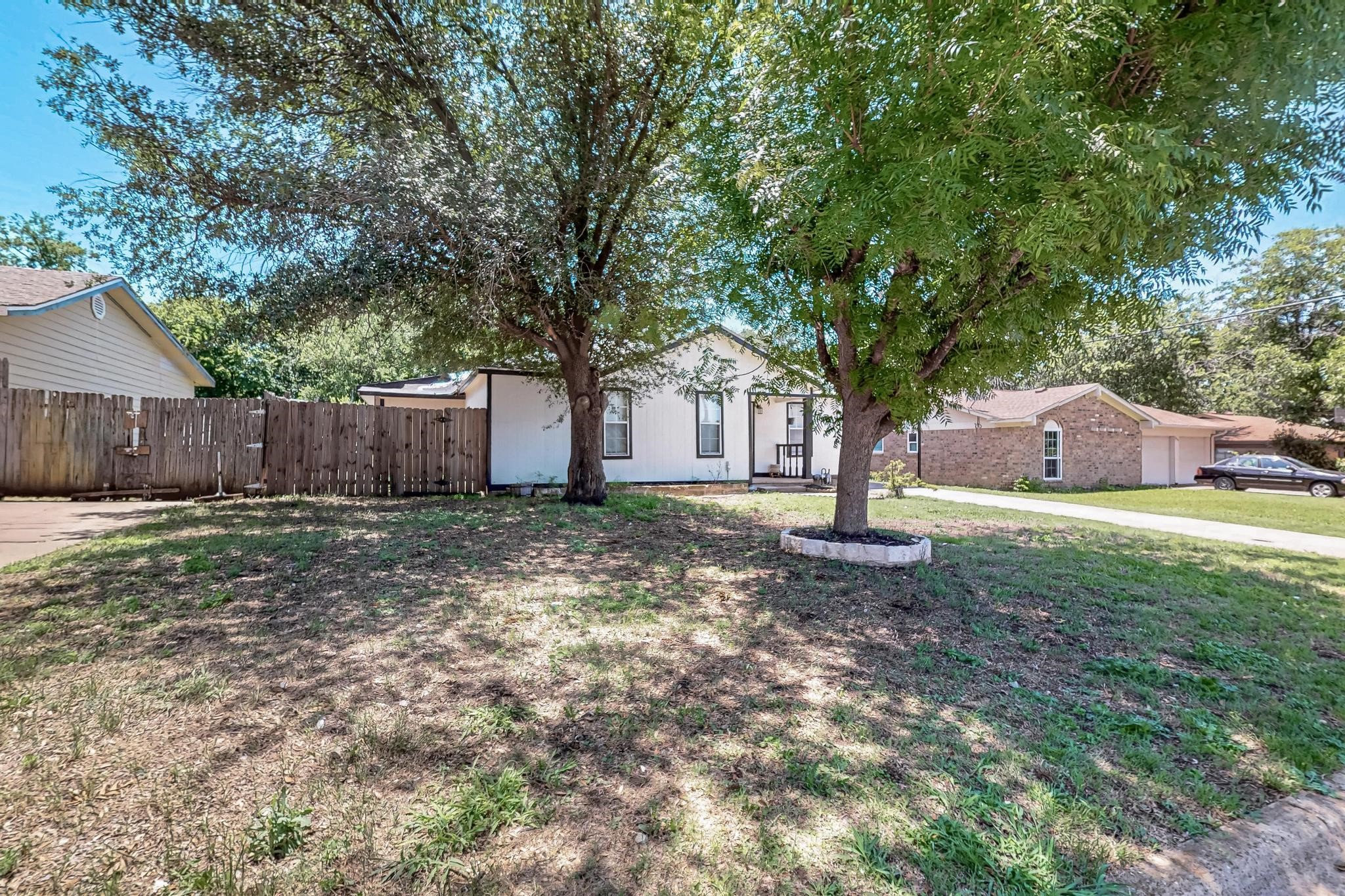 8549 Michael Street, White Settlement, TX, 76108