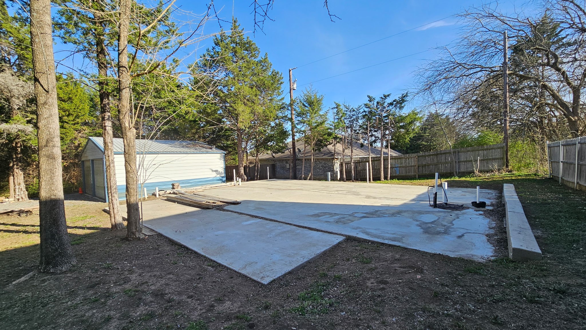 304 Willow Drive, Pottsboro, TX, 75076