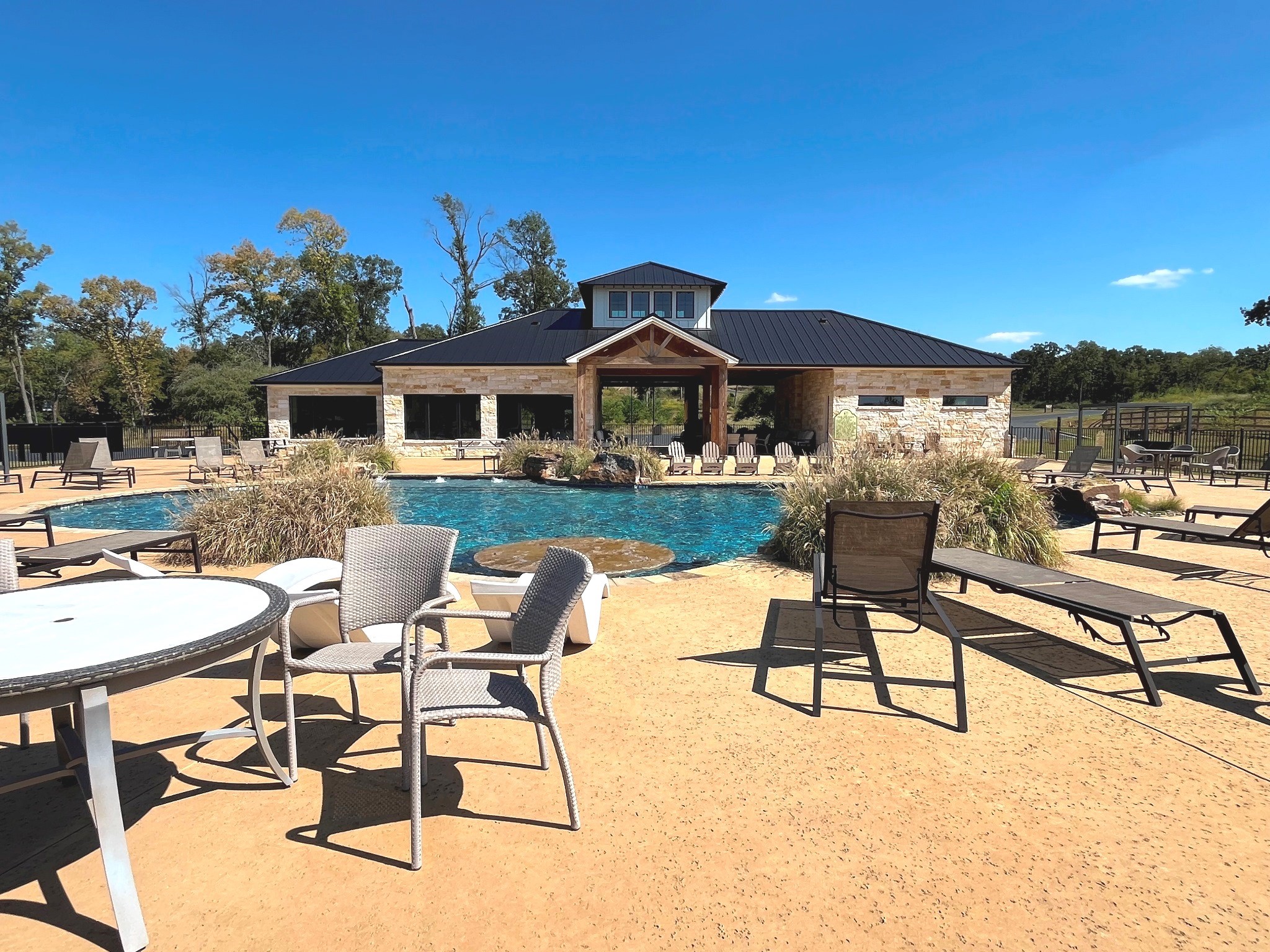 6924 Lakeshore Way, Log Cabin, TX, 75148