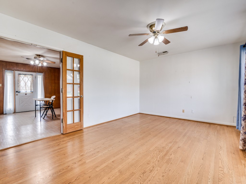 Property photo 03 of 1818 N Place, Plano, TX 75074 | MLS #21215524