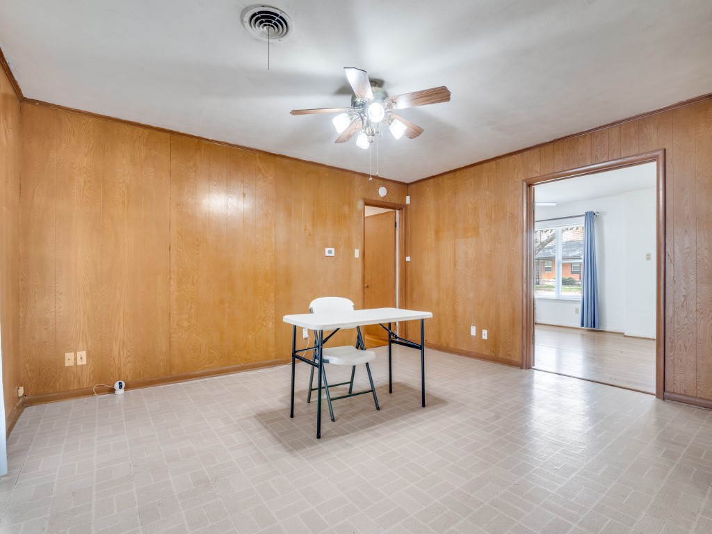 Property photo 04 of 1818 N Place, Plano, TX 75074 | MLS #21215524