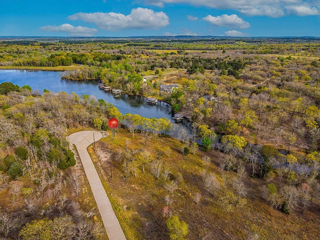 1150 Whispering Oaks Drive, Athens, TX, 75752