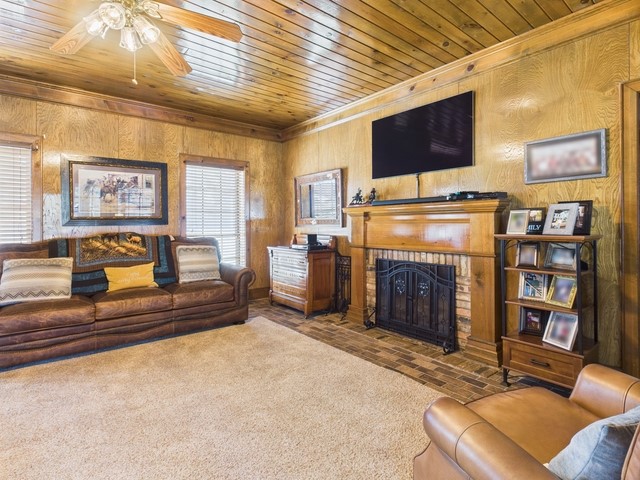 2382 Crystal Drive, Athens, TX, 75752