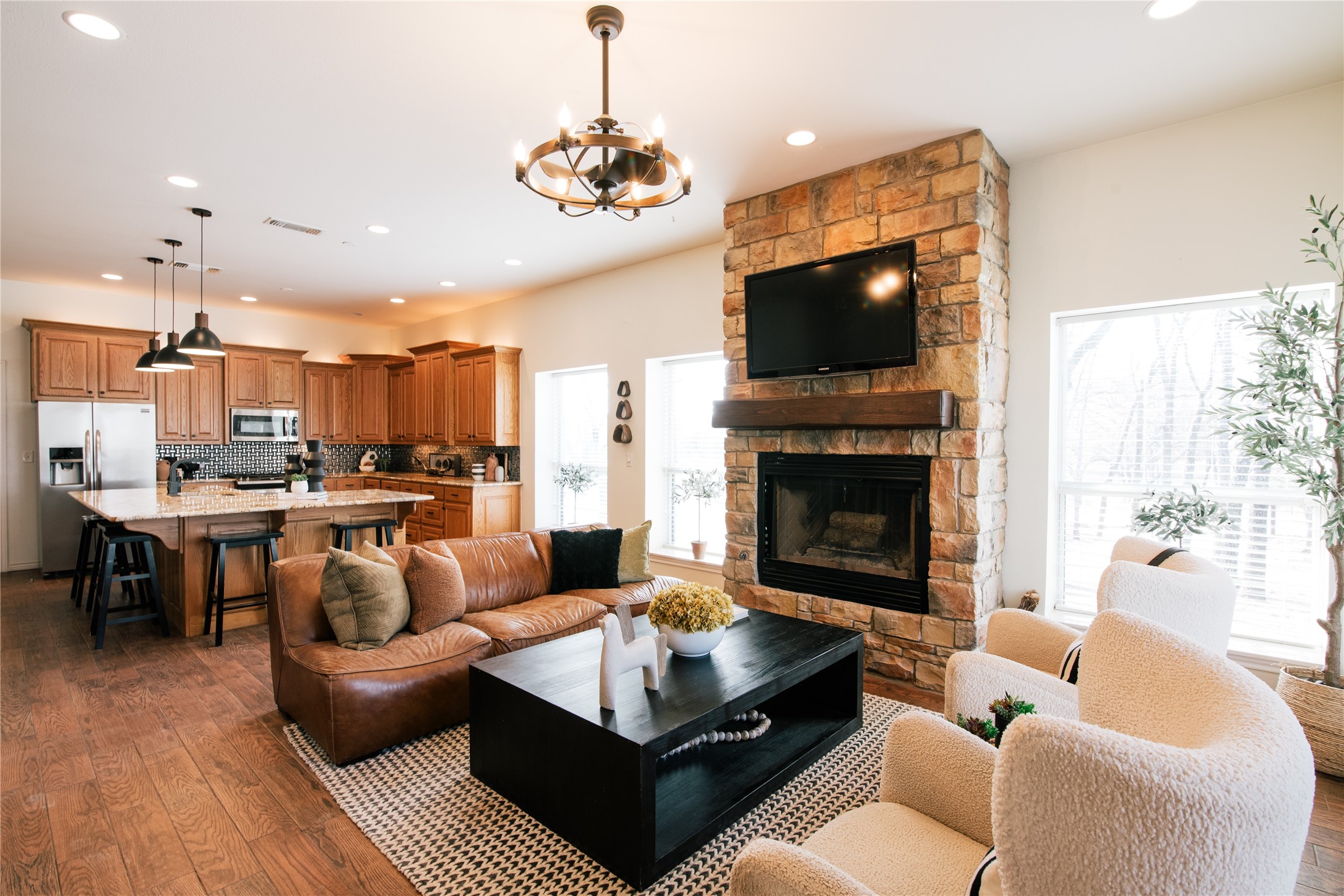 4067 CR 414, St Jo, TX, 76265