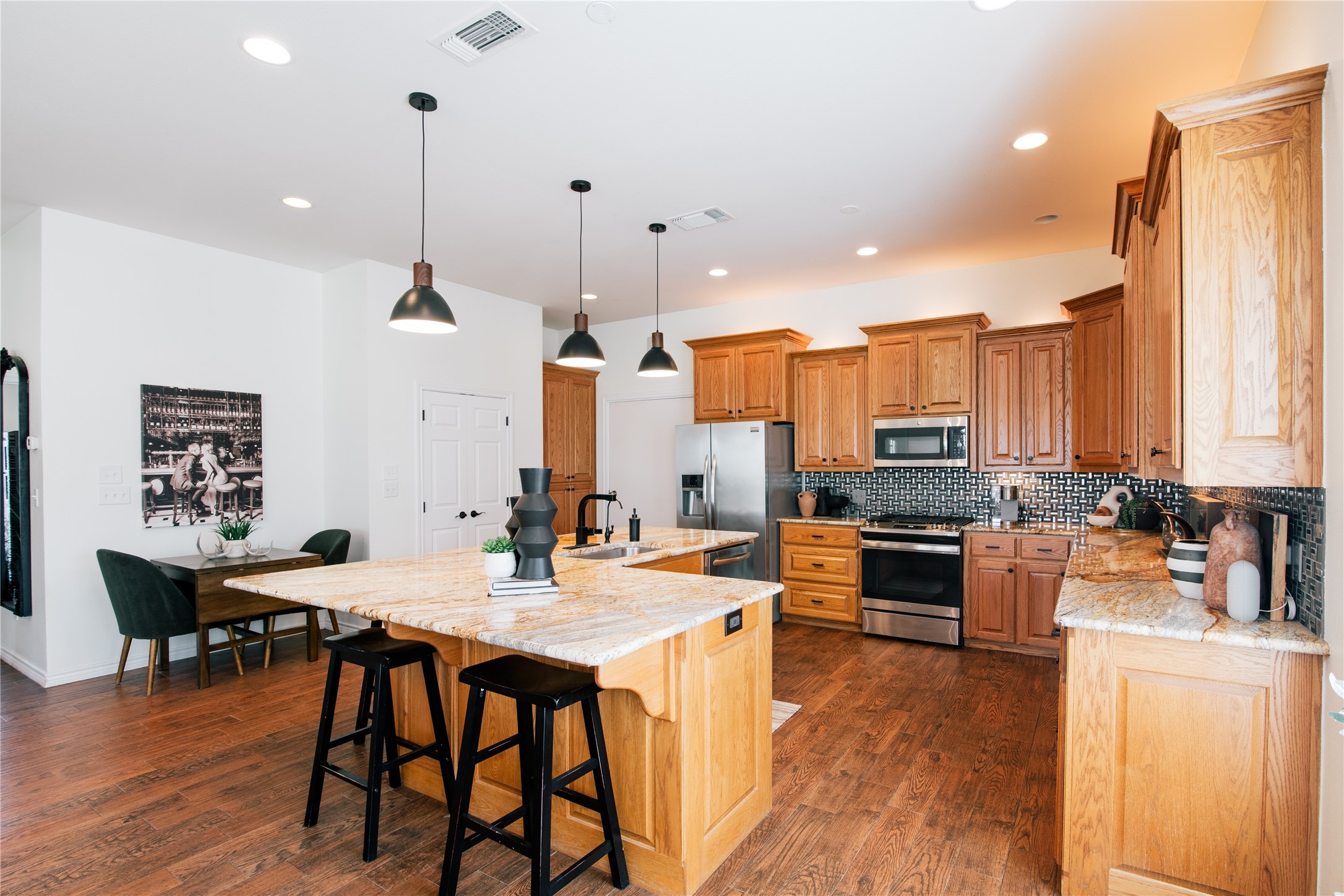 4067 CR 414, St Jo, TX, 76265