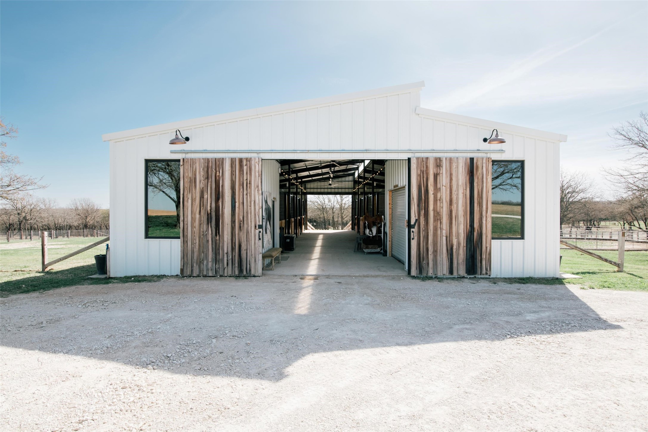 4067 CR 414, St Jo, TX, 76265