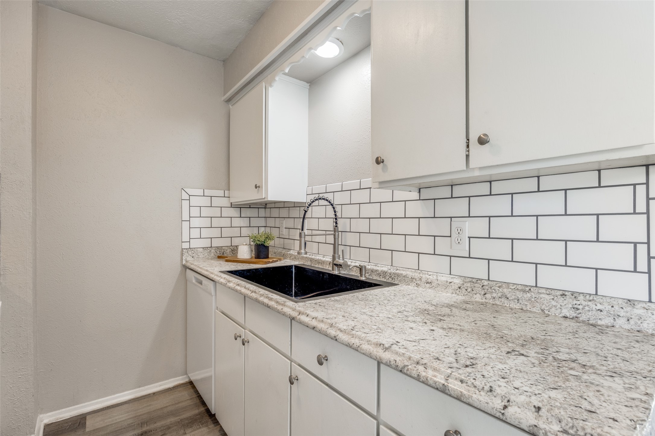 Property photo 03 of 1905 W Morton Street UNIT 16, Denison, TX 75020 | MLS #21215614