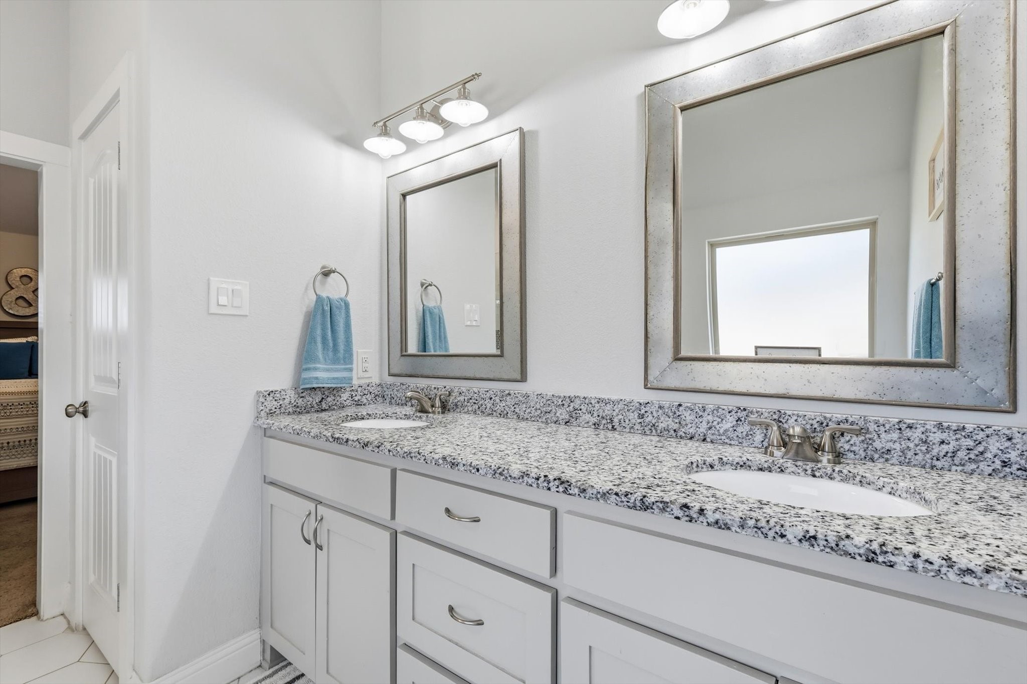 4101 Windmill Court, Sanger, TX, 76266