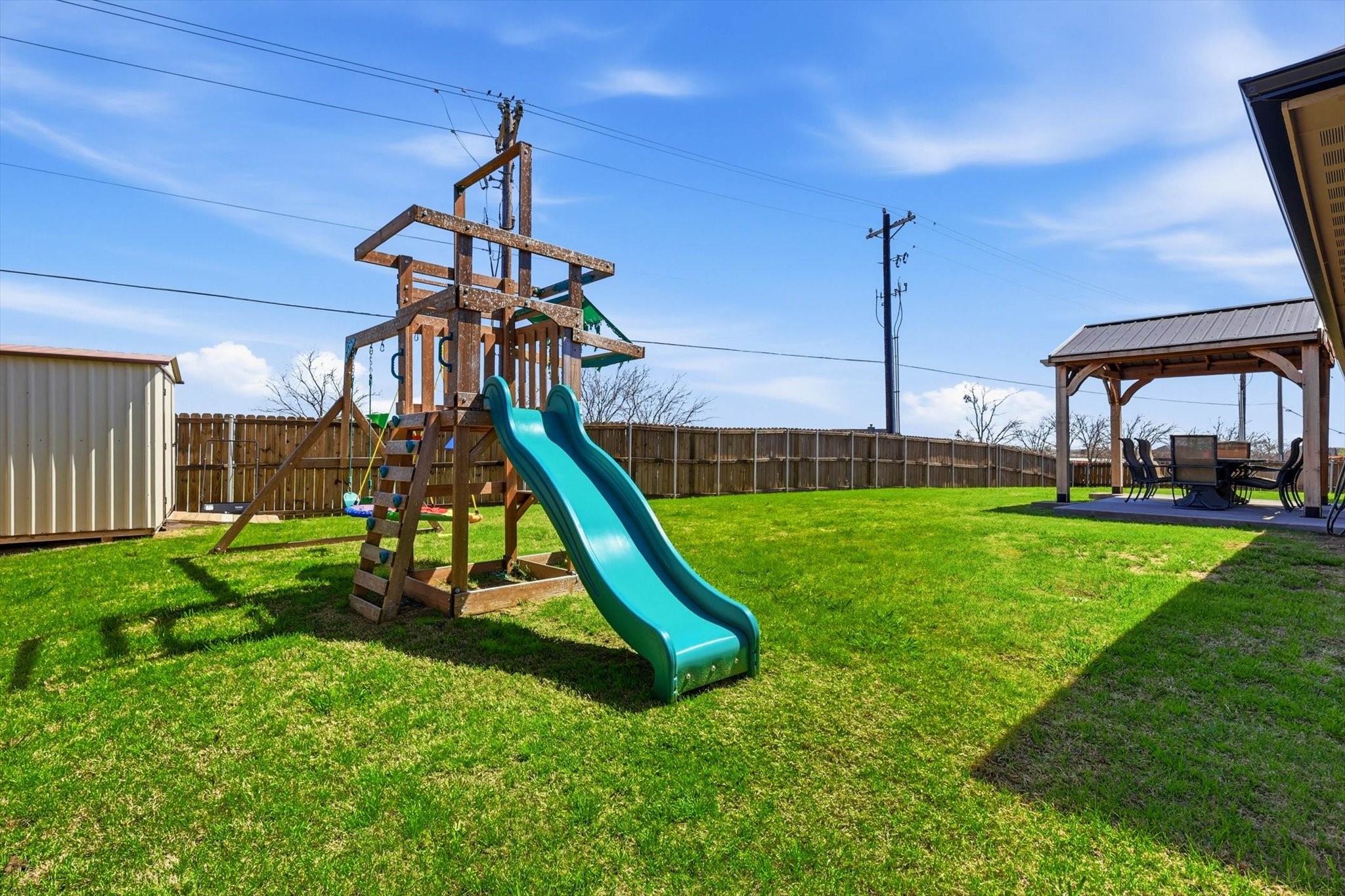 4101 Windmill Court, Sanger, TX, 76266