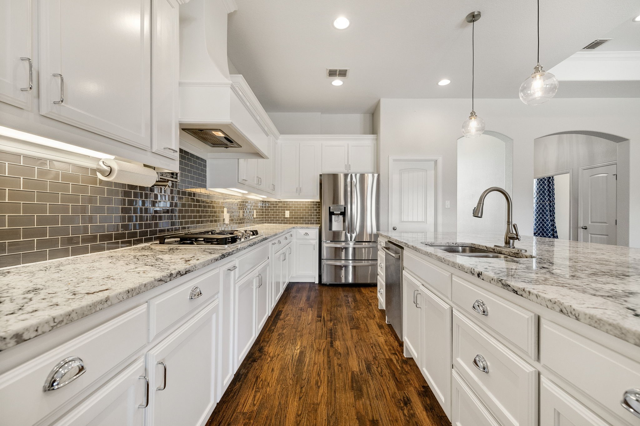 Property photo 03 of 5750 High Mesa Drive, Justin, TX 76247 | MLS #21215783