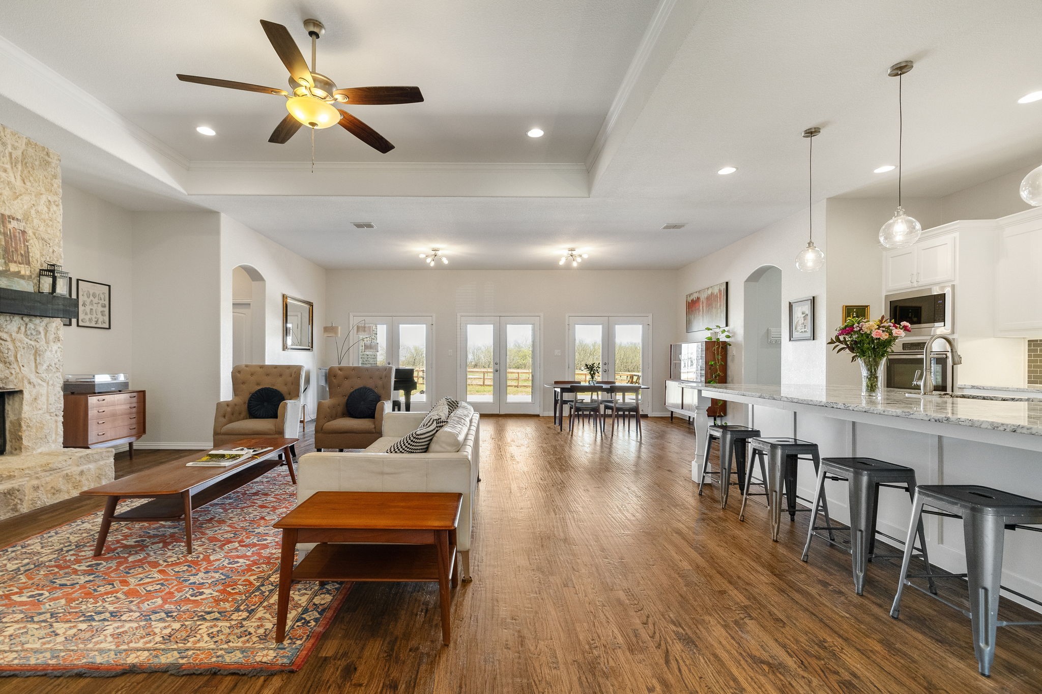 Property photo 04 of 5750 High Mesa Drive, Justin, TX 76247 | MLS #21215783