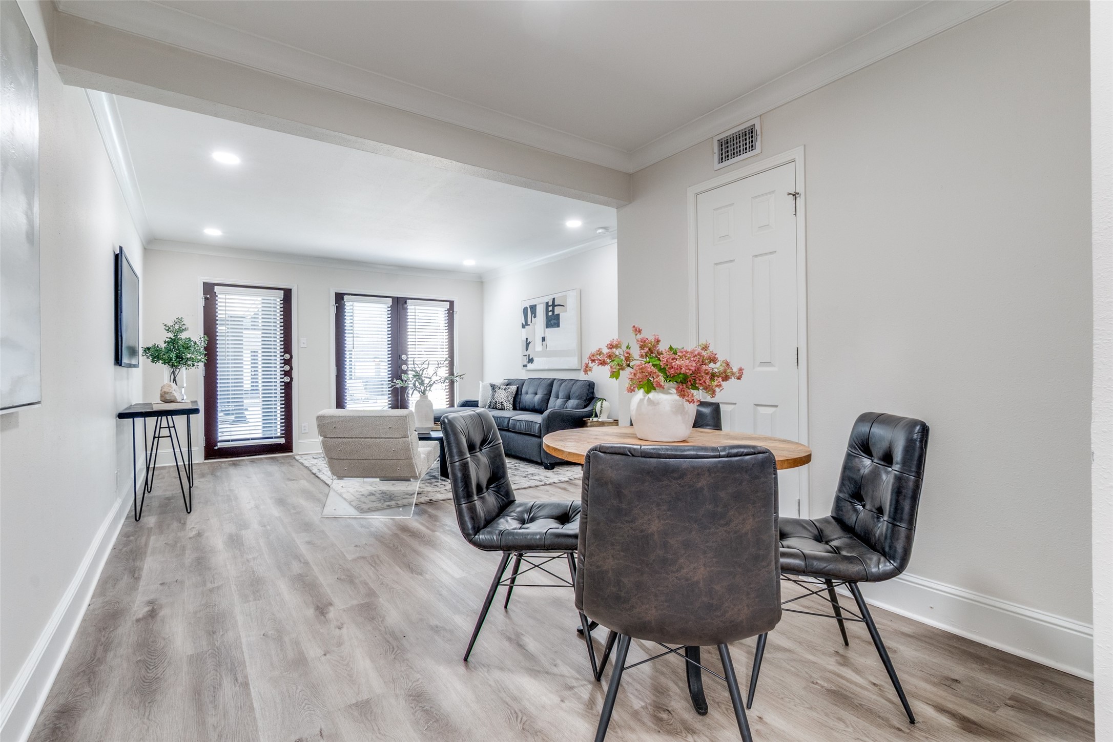 10211 Regal Oaks Drive UNIT&nbsp;120, Dallas, TX, 75230