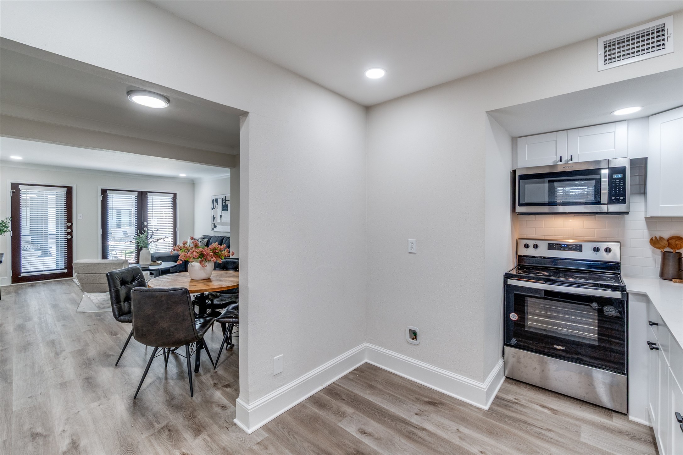 10211 Regal Oaks Drive UNIT&nbsp;120, Dallas, TX, 75230