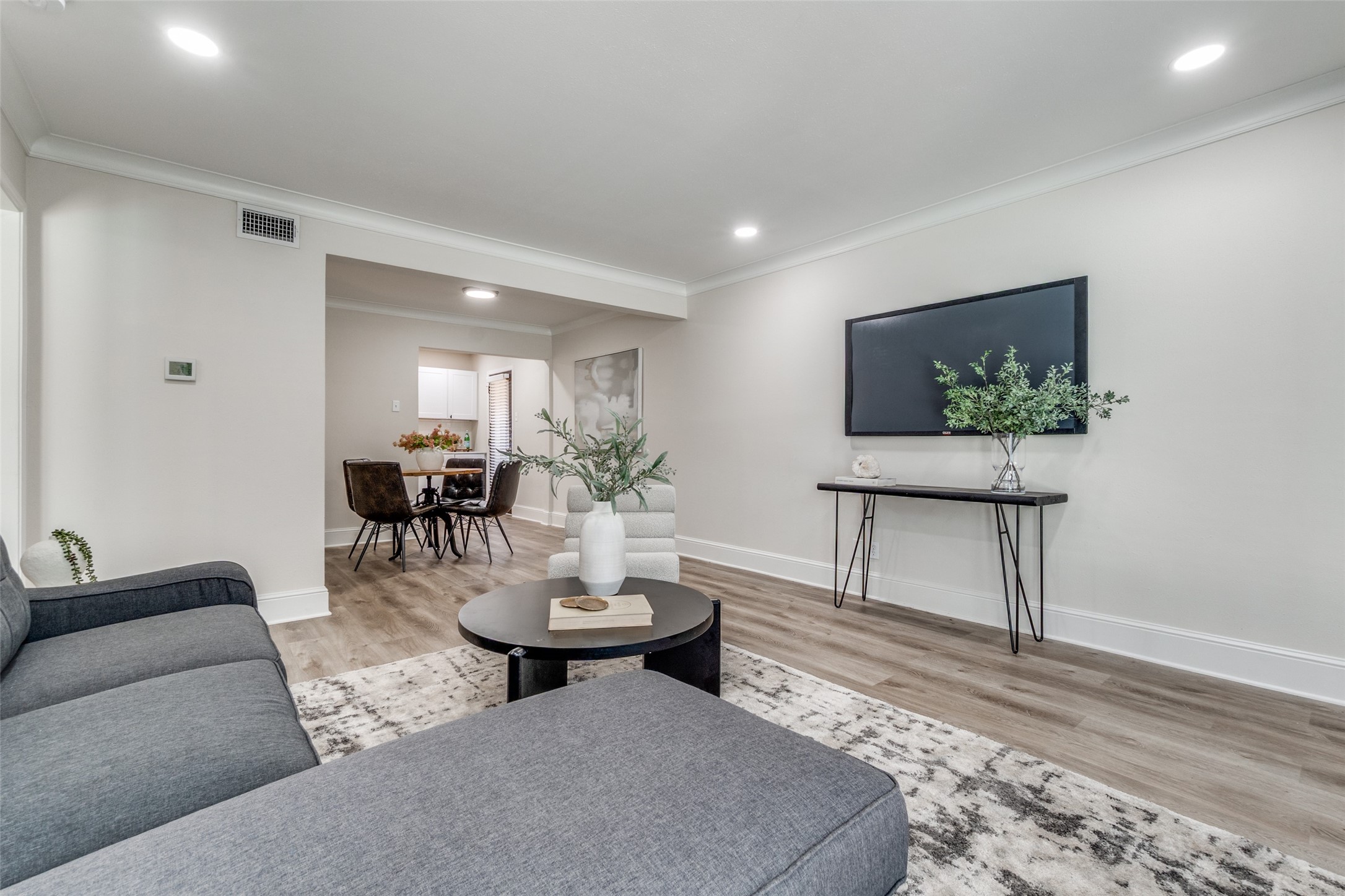 10211 Regal Oaks Drive UNIT&nbsp;120, Dallas, TX, 75230