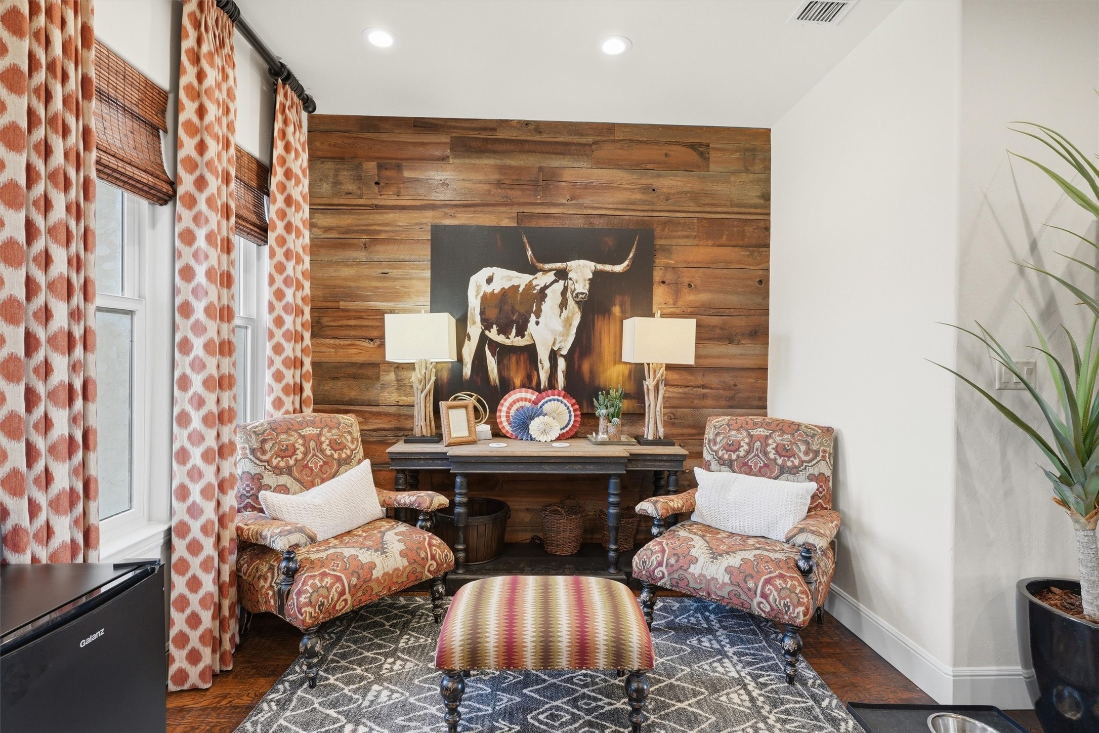 1035 Chapel Ridge Road, Graford, TX, 76449