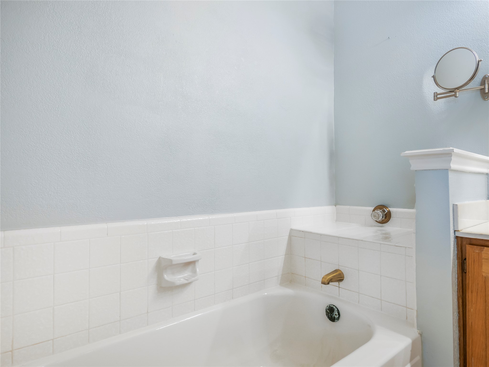 269 E Ridgegate Drive, Garland, TX, 75040