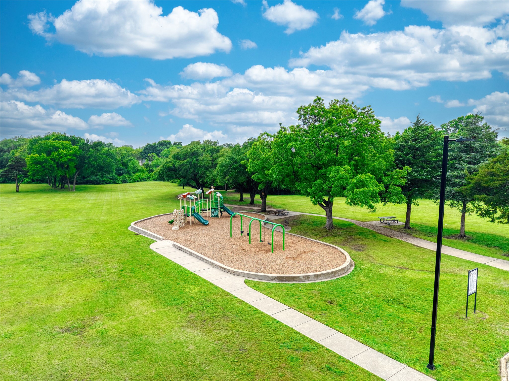 269 E Ridgegate Drive, Garland, TX, 75040