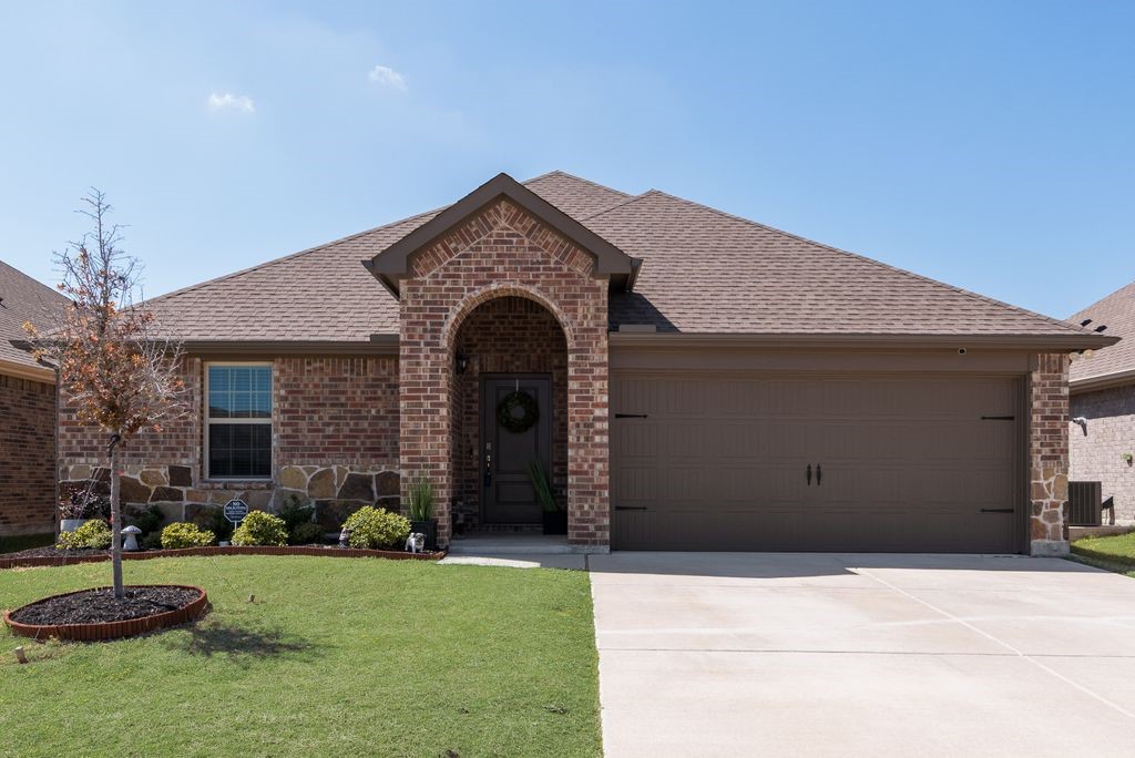 811 Dove Haven Way, Lavon, TX, 75166