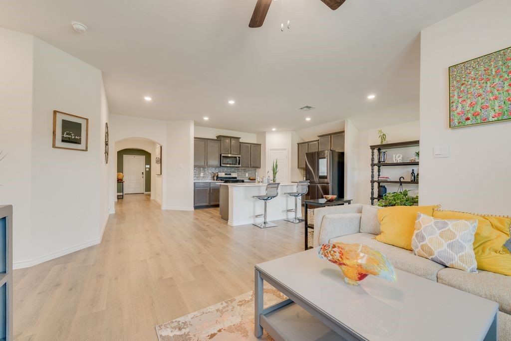 811 Dove Haven Way, Lavon, TX, 75166