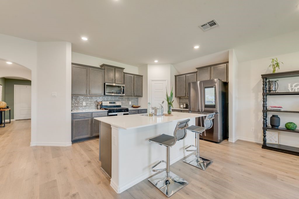 811 Dove Haven Way, Lavon, TX, 75166
