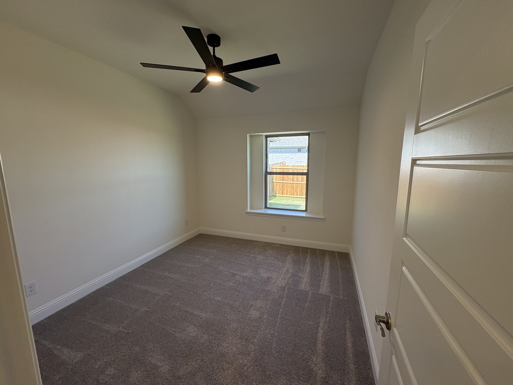589 Mb S Way, Pilot Point, TX, 76258
