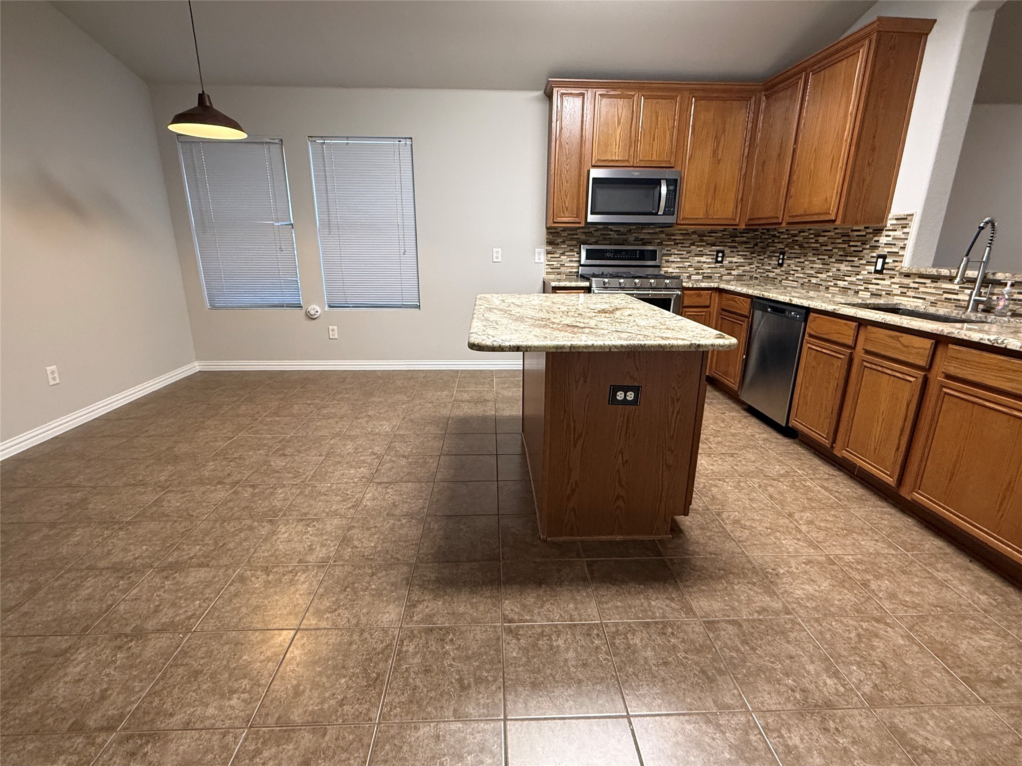 9884 Autumn Sage Drive, Fort Worth, TX, 76108