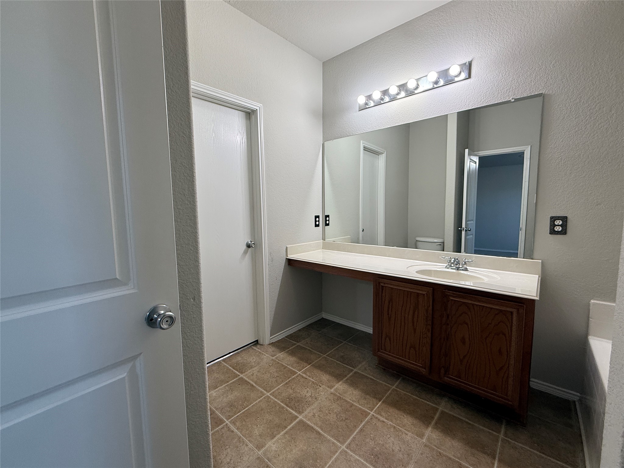 9884 Autumn Sage Drive, Fort Worth, TX, 76108