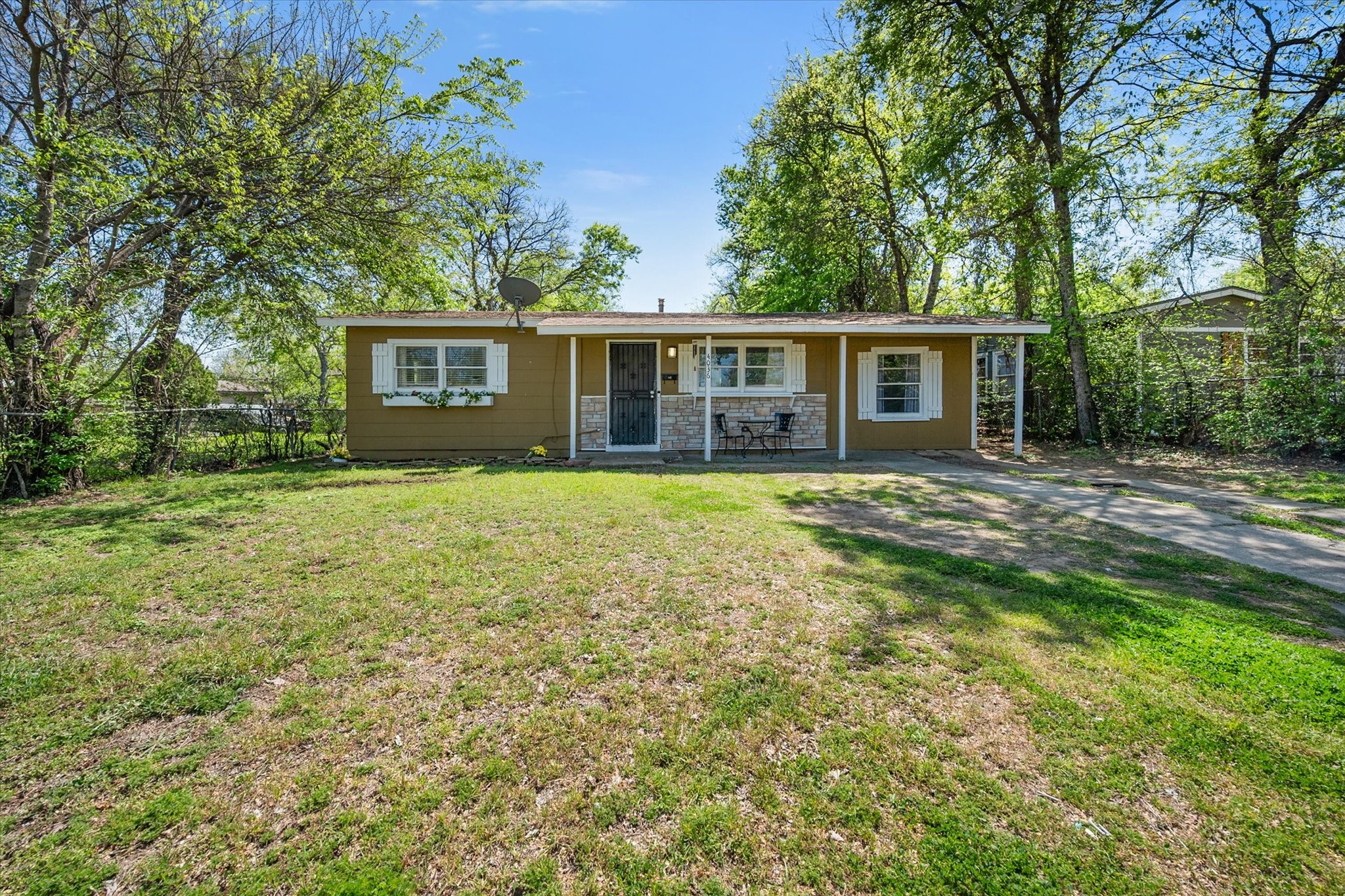 Property photo 03 of 4036 Wiman Drive Fort, Worth, TX 76119 | MLS #21216835